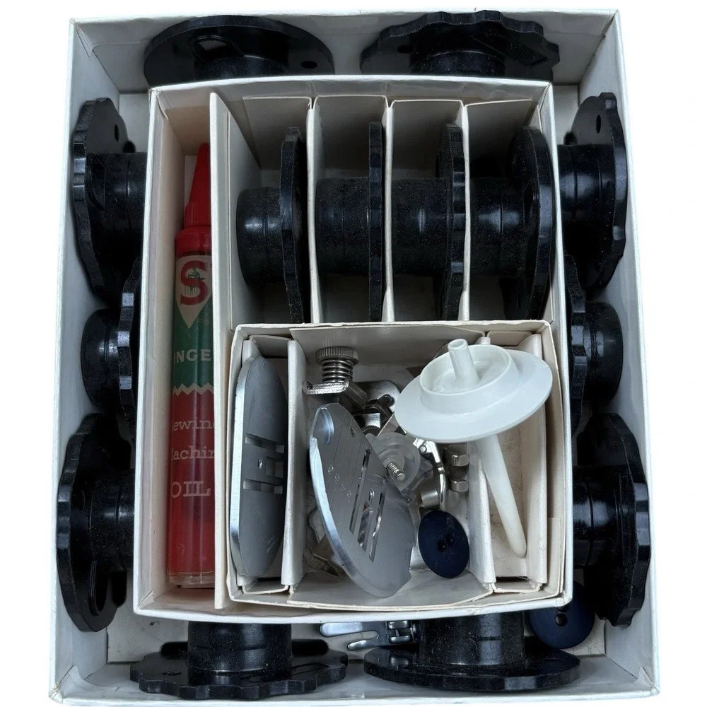 Vintage Singer Accessories Touch & Sew Kit Model No.648 Part No. 171128